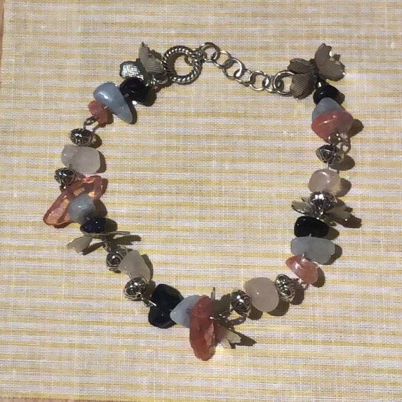 Crystal bead bracelet with butterflies - Picture 2 of 2